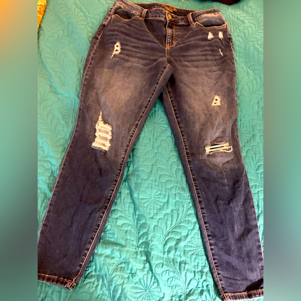 Maurice’s stretch distressed jeans